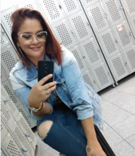 <em>Sandra O.</em>